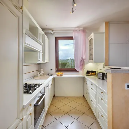 Apartamento Perla Del Garda - Regarda Travel